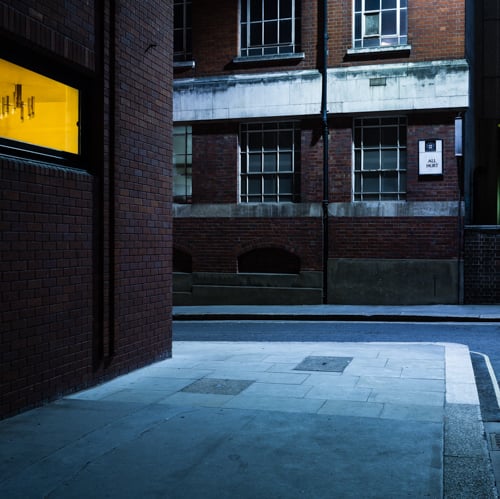 Dimly lit street corner - Justin Carey photography